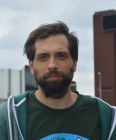 Maciej Pir&oacute;g